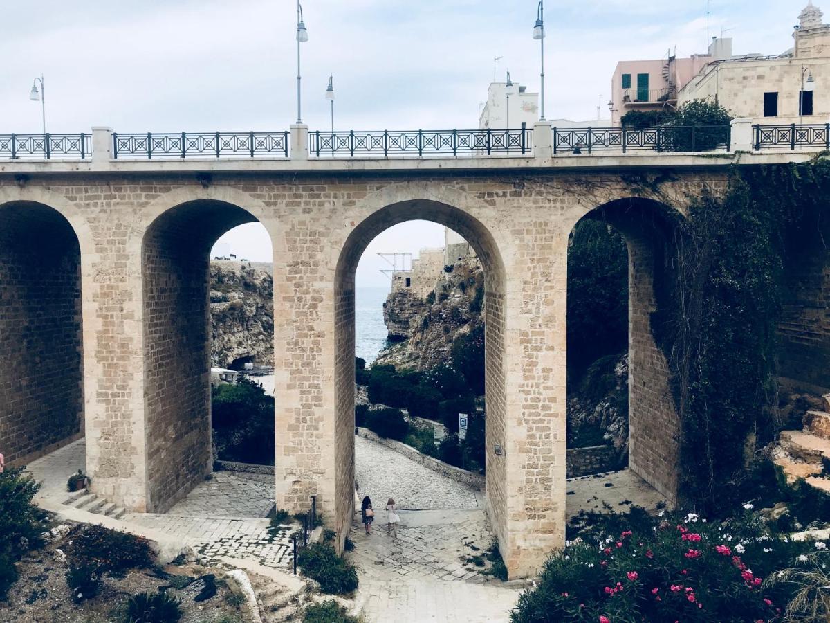 The Duchess'S View - New! Luxurious Flat In Historical Centre 115 Sq M, 3Min Walk To Cala Porto Beach And Private Parking Appartement Polignano a Mare Buitenkant foto